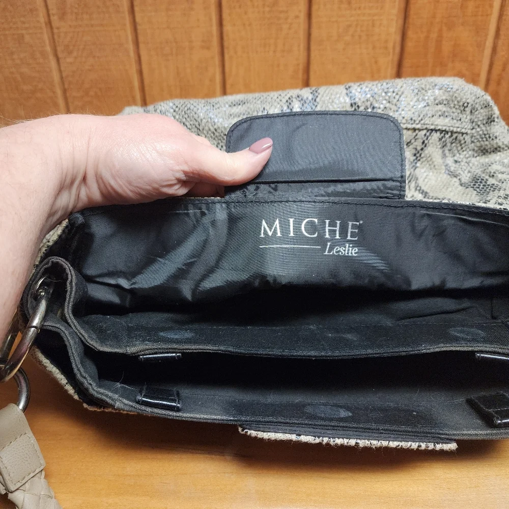 Miche Large Base Bag With 2 Free Skins! - Picture 4 of 10
